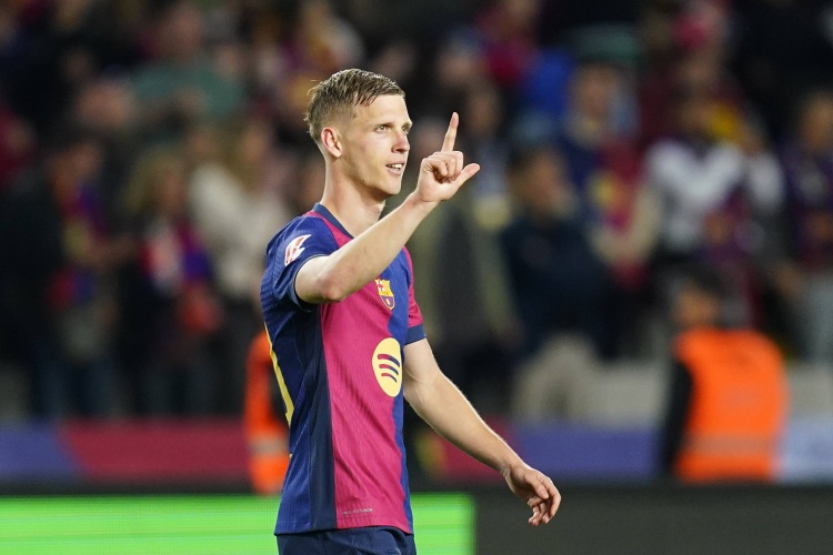 半岛体育APP-直挂死角！欧冠官方：奥尔莫重炮远射当选本轮次日最佳进球